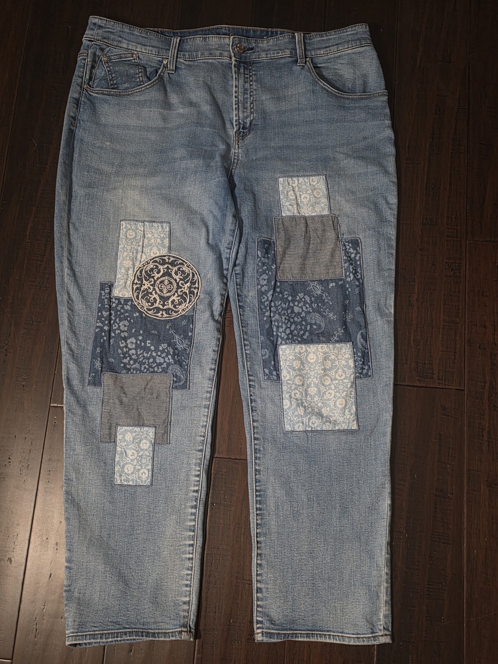Chico's Patchwork Relaxed Boyfriend Ankle Jeans Blue & Gray Size 3p (16p)